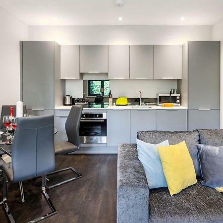 Homely - Watford Premier Apartments Extérieur photo