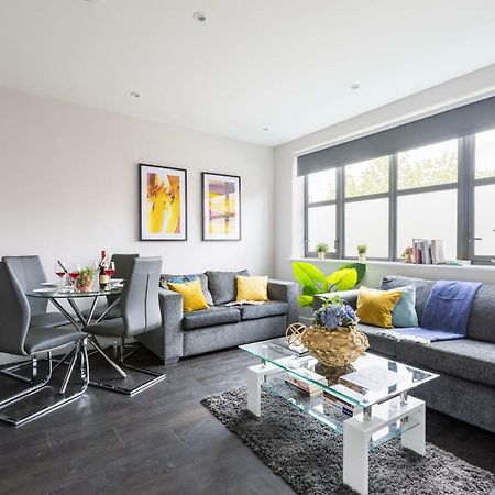 Homely - Watford Premier Apartments Extérieur photo