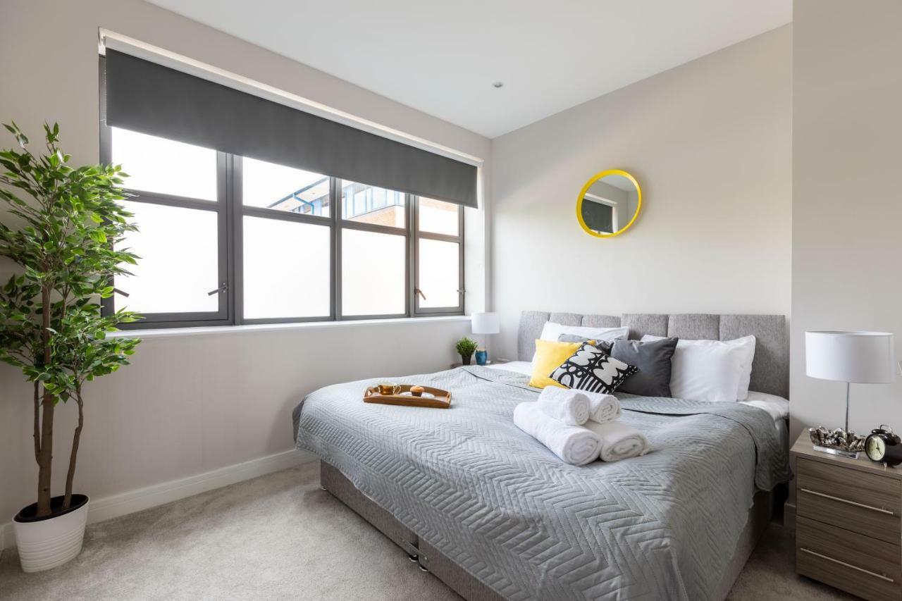 Homely - Watford Premier Apartments Extérieur photo