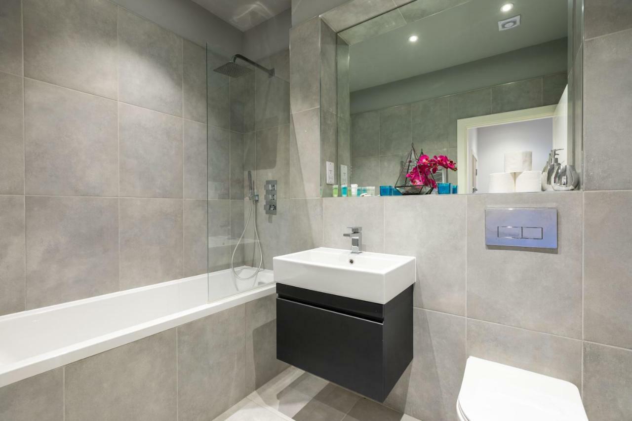 Homely - Watford Premier Apartments Extérieur photo