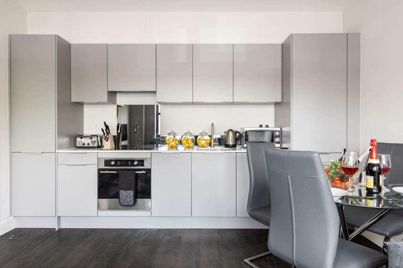 Homely - Watford Premier Apartments Extérieur photo